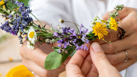 5 Tips for Hosting a Mother’s Blessing