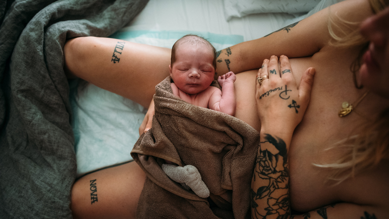 Can You Get a Tattoo While Breastfeeding? - Love Life Eat