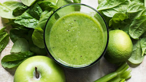 Could Herbs in Your Green Smoothie Be Reducing Your Milk Supply?