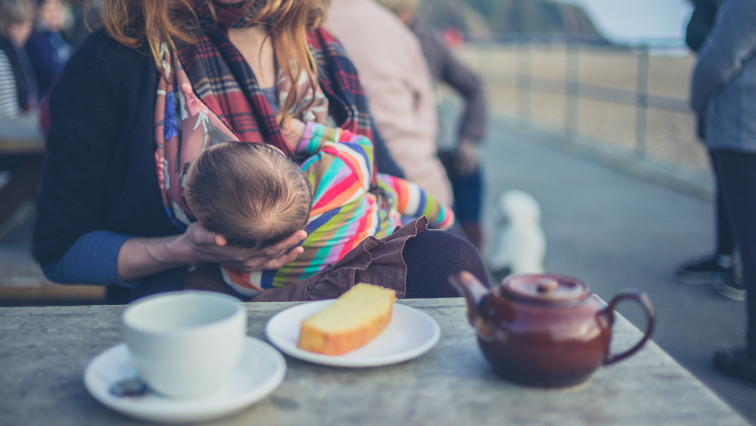 How Do The Foods I Eat Affect My Baby When Breastfeeding?