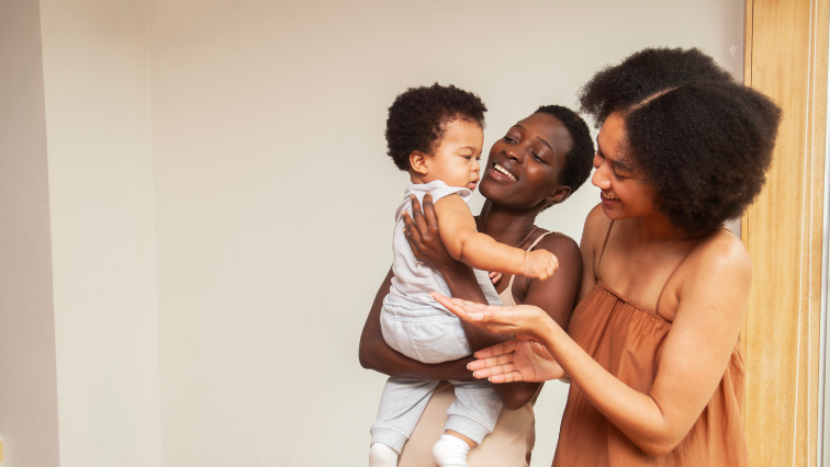 How to Support a New Mom: 7 Helpful Actions